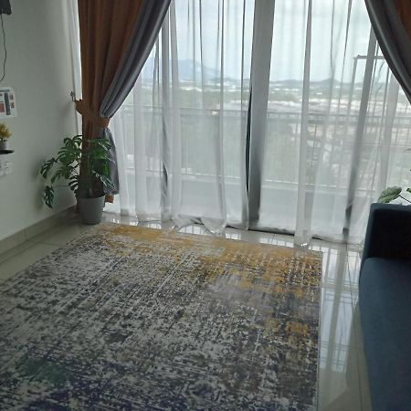 Fz Almyra Homestay Kajang Ngoại thất bức ảnh