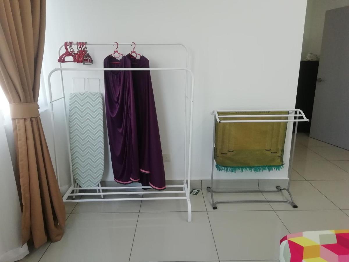 Fz Almyra Homestay Kajang Ngoại thất bức ảnh