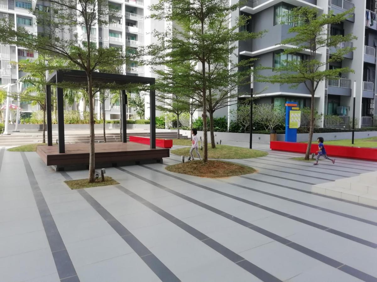 Fz Almyra Homestay Kajang Ngoại thất bức ảnh