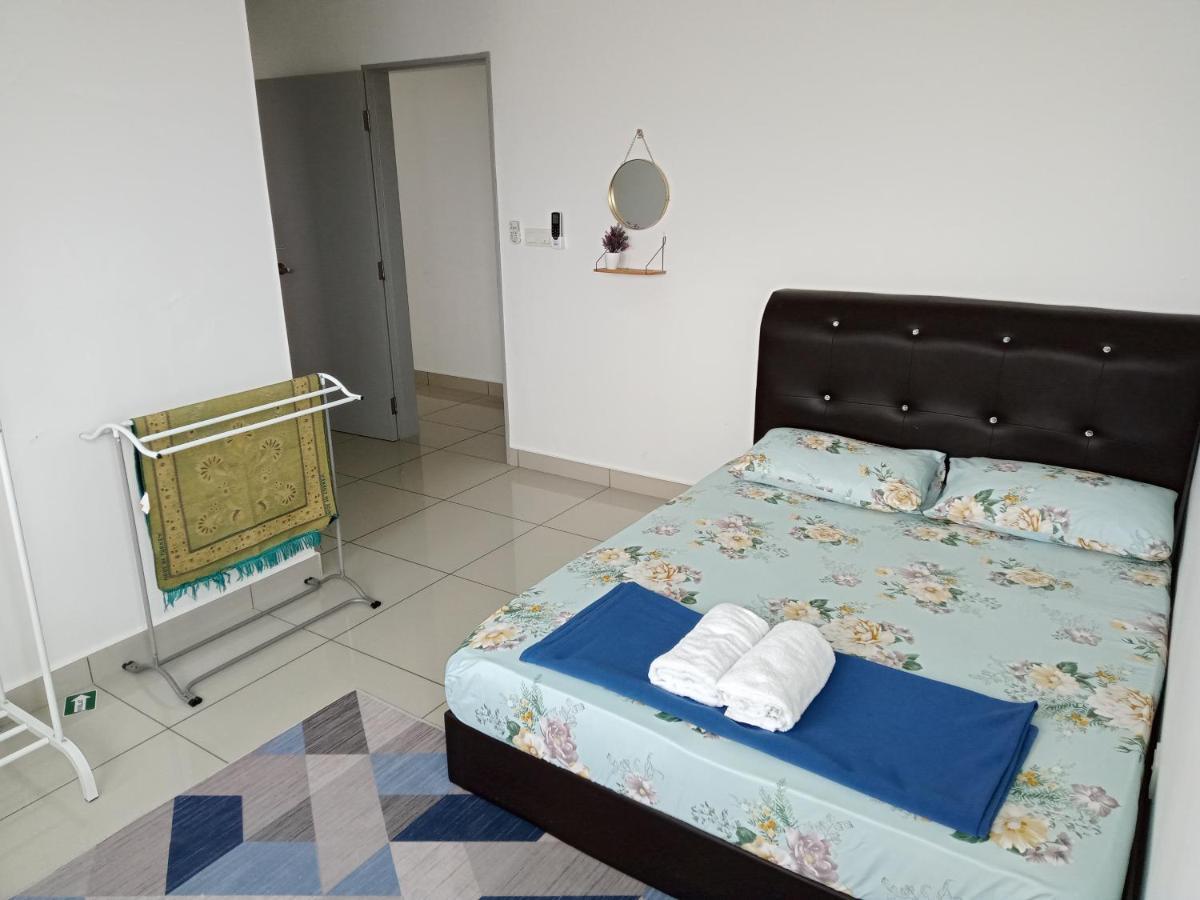 Fz Almyra Homestay Kajang Ngoại thất bức ảnh